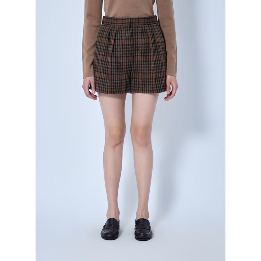 Max Mara Women Pleated Check Shorts